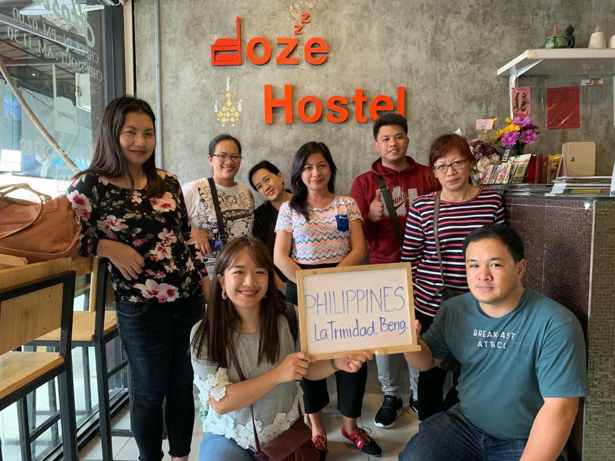 Hostal Doze *